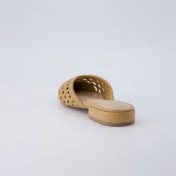 Clogs & Mules | Casuals><noscript><img width=