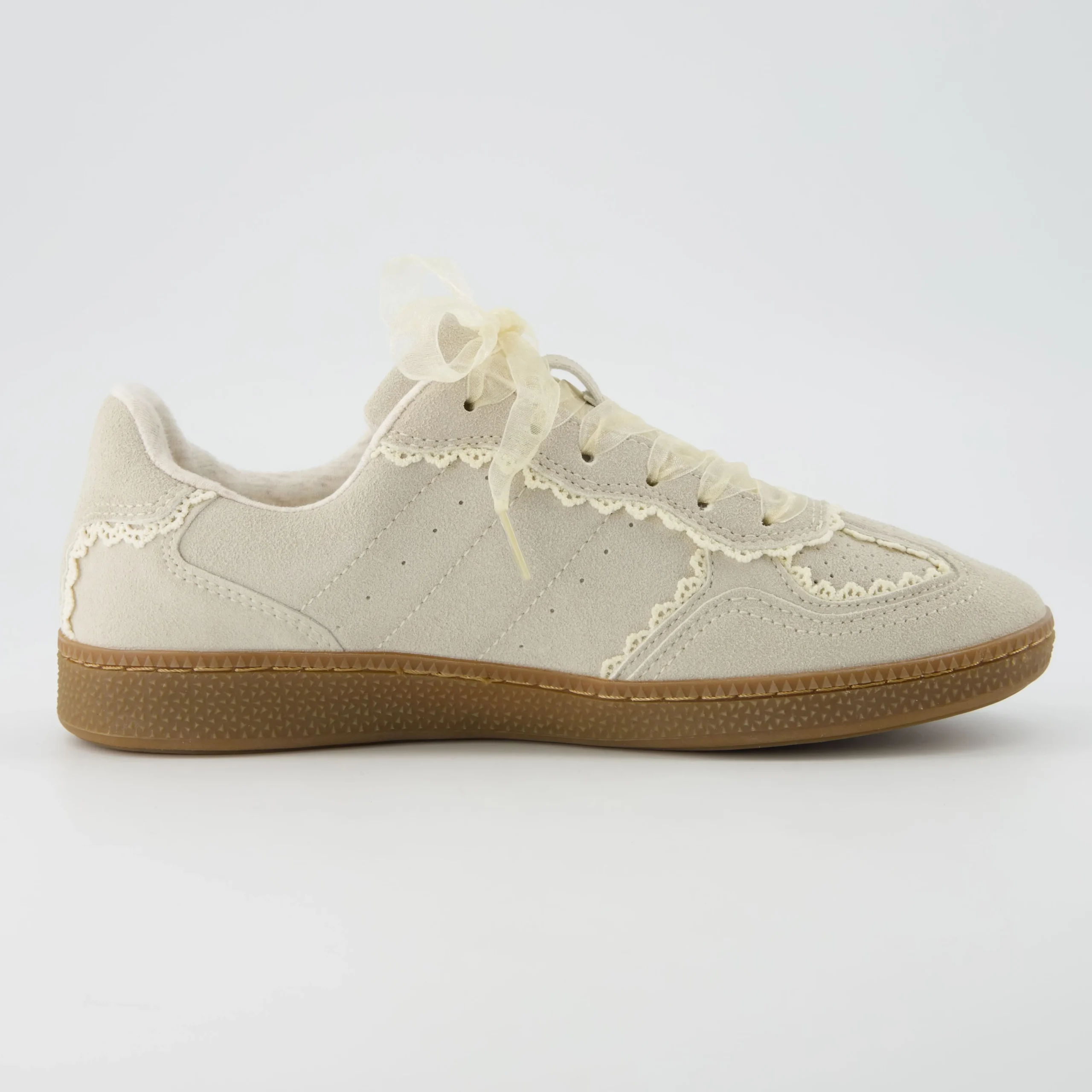 Fashion Sneakers | Sneakers>Cushionaire Belinda Casual Sneakers Ivory