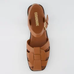 Flat Sandals><noscript><img width=