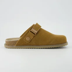 Slippers | Clogs & Mules><noscript><img width=