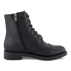 Booties><noscript><img width=