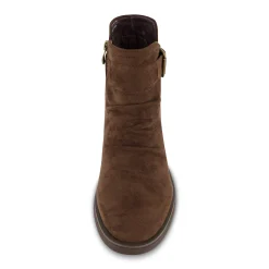 Booties><noscript><img width=