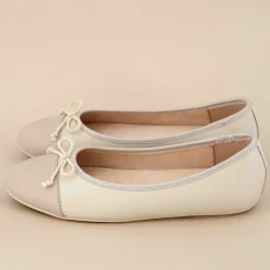 Casuals | Ballet Flats>Cushionaire Cardi Cap Toe Flat