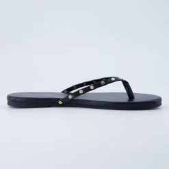 Flat Sandals><noscript><img width=