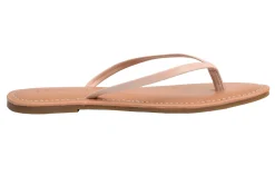 Flat Sandals><noscript><img width=