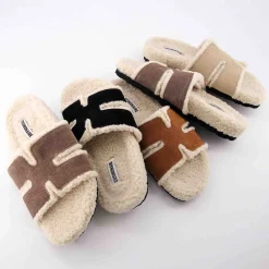 Slide Sandals | Footbed Sandals>Cushionaire Cuddle Shearling Footbed Sandal
