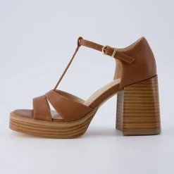 Platform Sandals | Mary Janes>Cushionaire Delano Platform Mary Jane