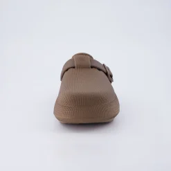 Slippers | Clogs & Mules><noscript><img width=