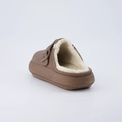 Slippers | Clogs & Mules><noscript><img width=