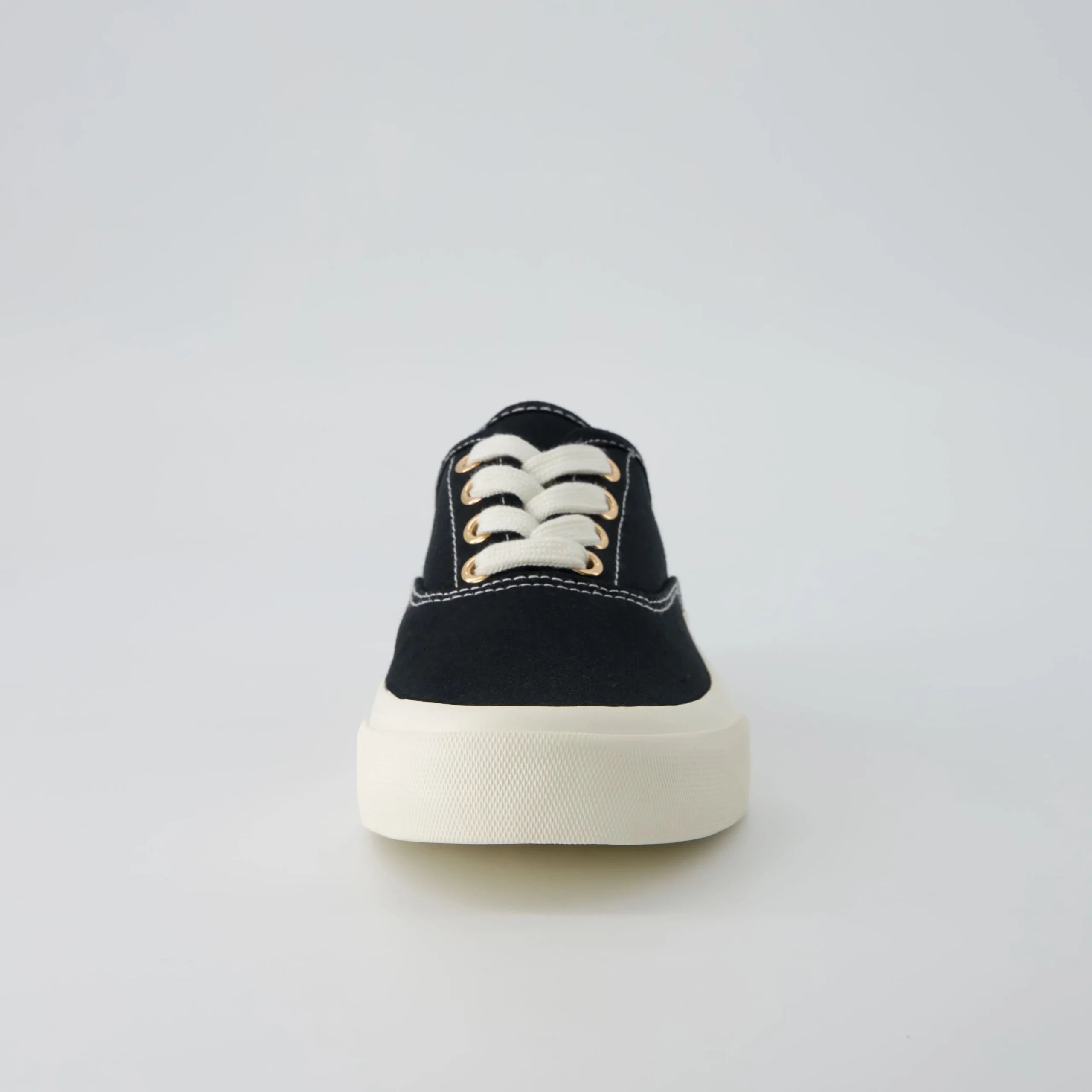 Fashion Sneakers | Canvas Sneakers>Cushionaire Freshman Canvas Lace-Up Sneaker