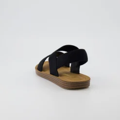 Flat Sandals><noscript><img width=