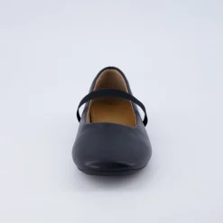 Mary Janes | Casuals><noscript><img width=