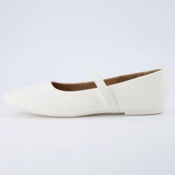 Mary Janes | Casuals><noscript><img width=