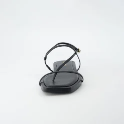 Flat Sandals><noscript><img width=
