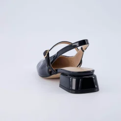 Mary Janes | Casuals><noscript><img width=