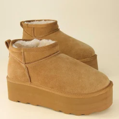 Cozy Boots | Booties><noscript><img width=