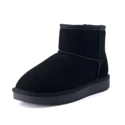 Cozy Boots | Booties><noscript><img width=