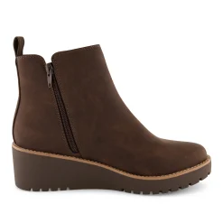 Booties><noscript><img width=