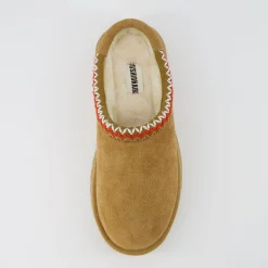 Slippers | Clogs & Mules><noscript><img width=