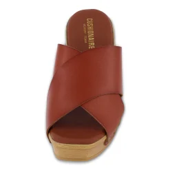 Clogs & Mules><noscript><img width=