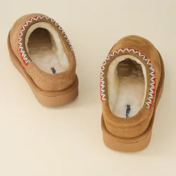 Slippers | Clogs & Mules><noscript><img width=