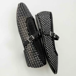 Mary Janes | Casuals><noscript><img width=
