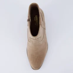 Booties><noscript><img width=