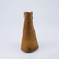 Booties><noscript><img width=