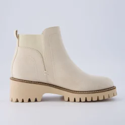 Chelsea Boots | Booties><noscript><img width=