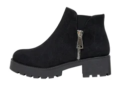Chelsea Boots | Booties><noscript><img width=