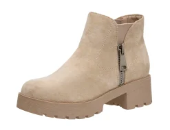 Chelsea Boots | Booties><noscript><img width=