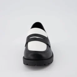 Loafers | Casuals><noscript><img width=