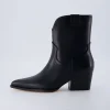 Booties>Cushionaire Roxy Western Boot