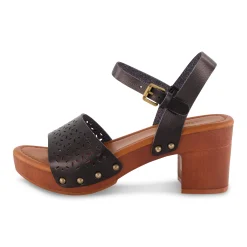 Platform Sandals | Clogs & Mules>Cushionaire Shea Clog Sandal