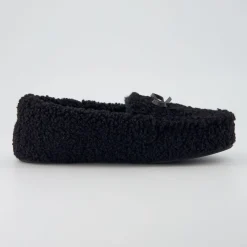 Slippers><noscript><img width=