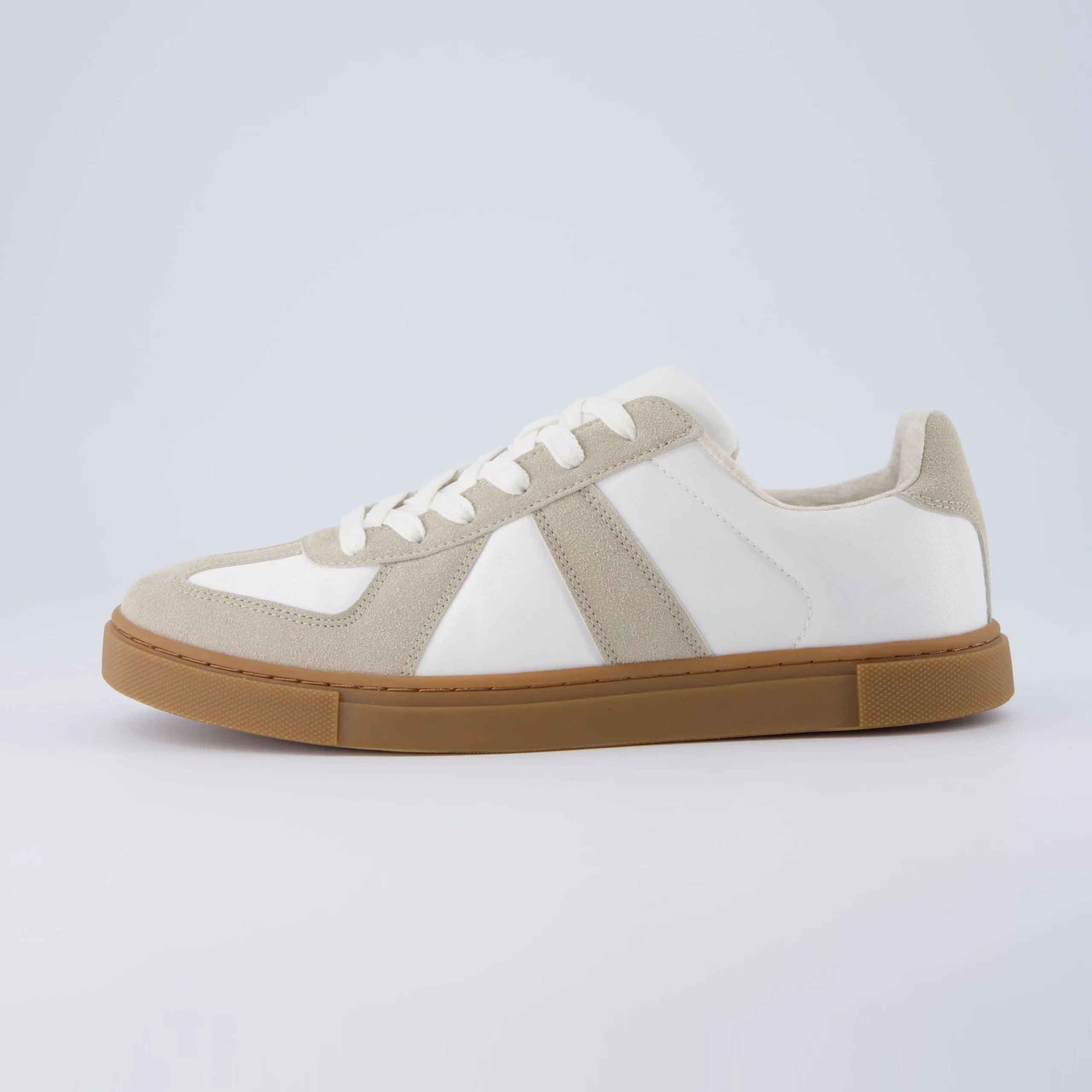Shop All Men's>Cushionaire Troy Casual Sneaker
