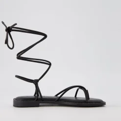Flat Sandals><noscript><img width=