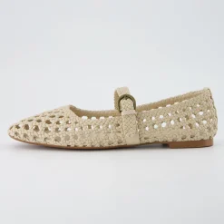 Mary Janes | Casuals><noscript><img width=